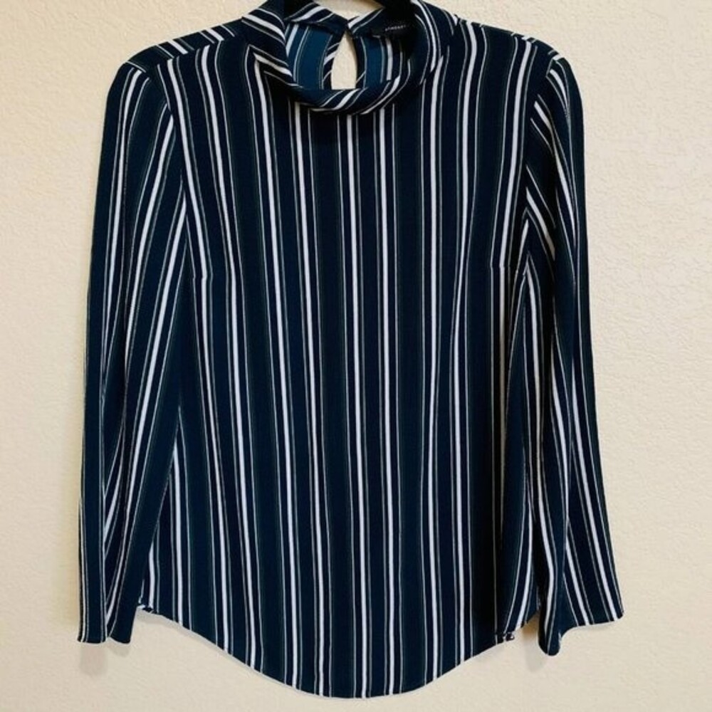 Atmosphere blue top women white stripes Long sleeve blouse size 10